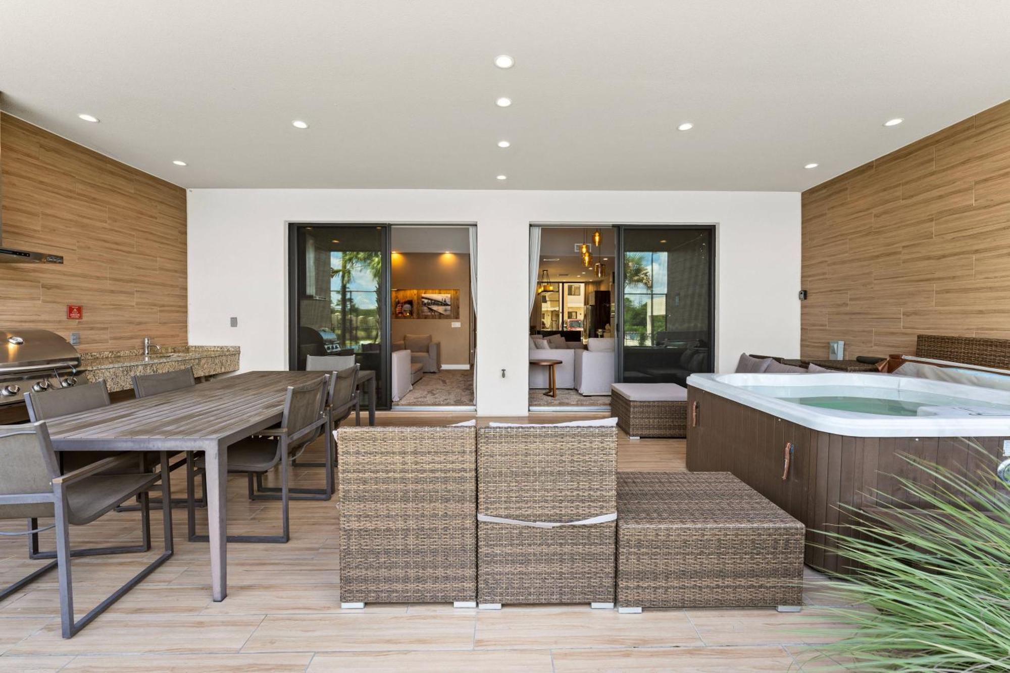 7564 Magic Village 3 Suites Jacuzzi Bbq 8 Min Disney أورلاندو المظهر الخارجي الصورة