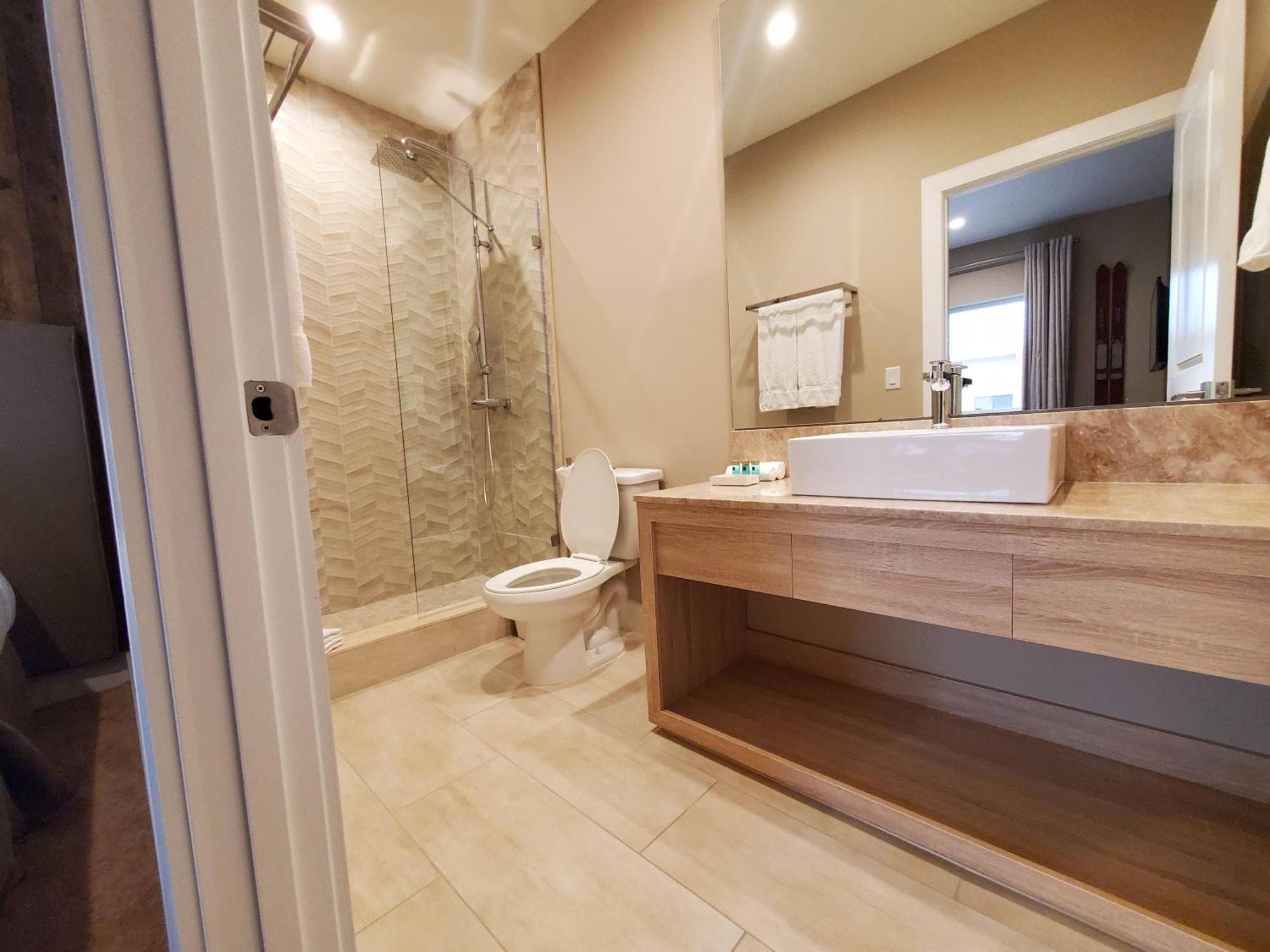 7564 Magic Village 3 Suites Jacuzzi Bbq 8 Min Disney أورلاندو المظهر الخارجي الصورة